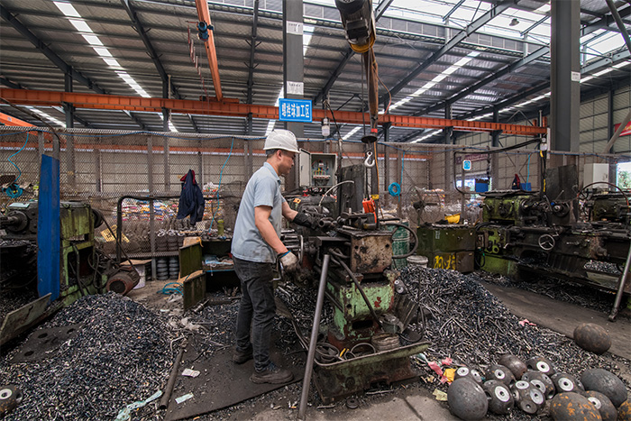 贵州网架配件-螺栓球加工车间